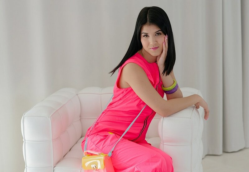 Альма, 24 года, 10 размер груди